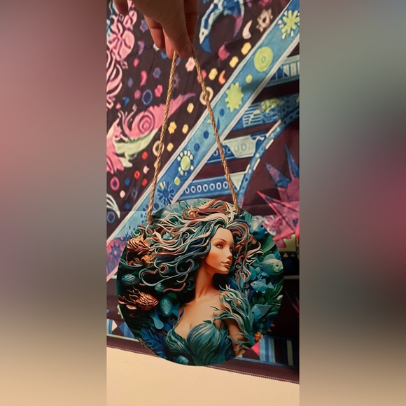 Mermaid Figurines and Decor - Picture 8 of 8